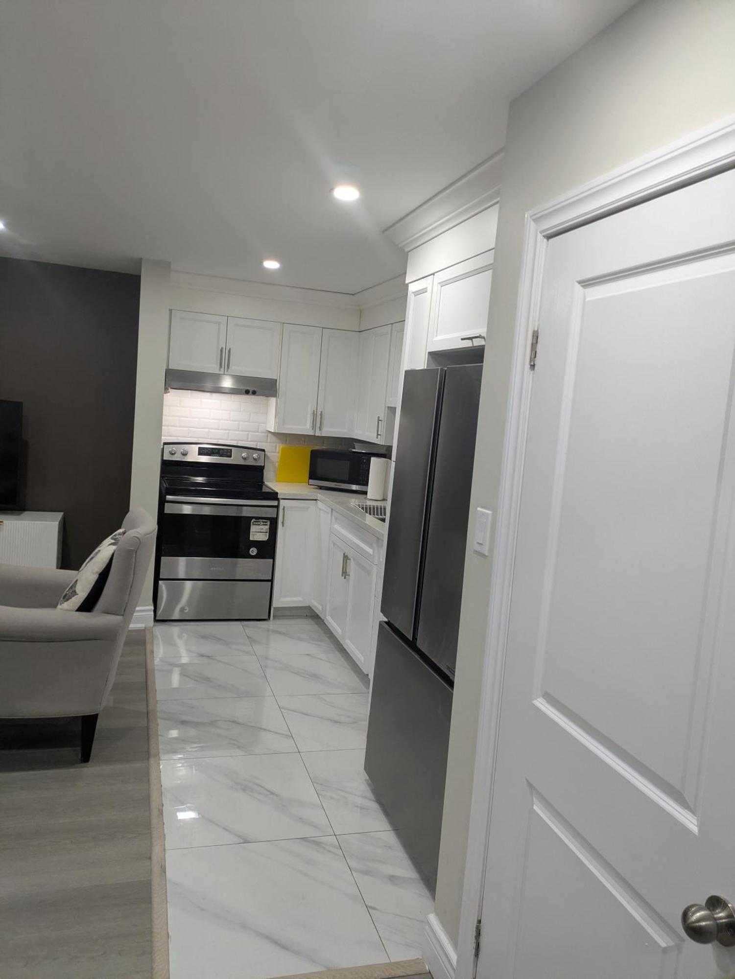 Stunning Furnished 2Bedroom/2Washroom Apartment Brampton Kültér fotó
